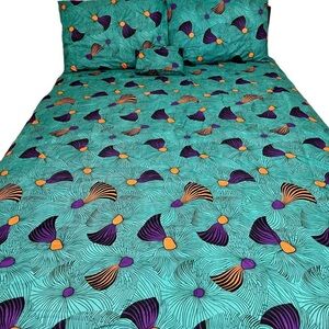 Turquoise Floral Print Bedding Set with Purple & Orange Accents - Unbranded